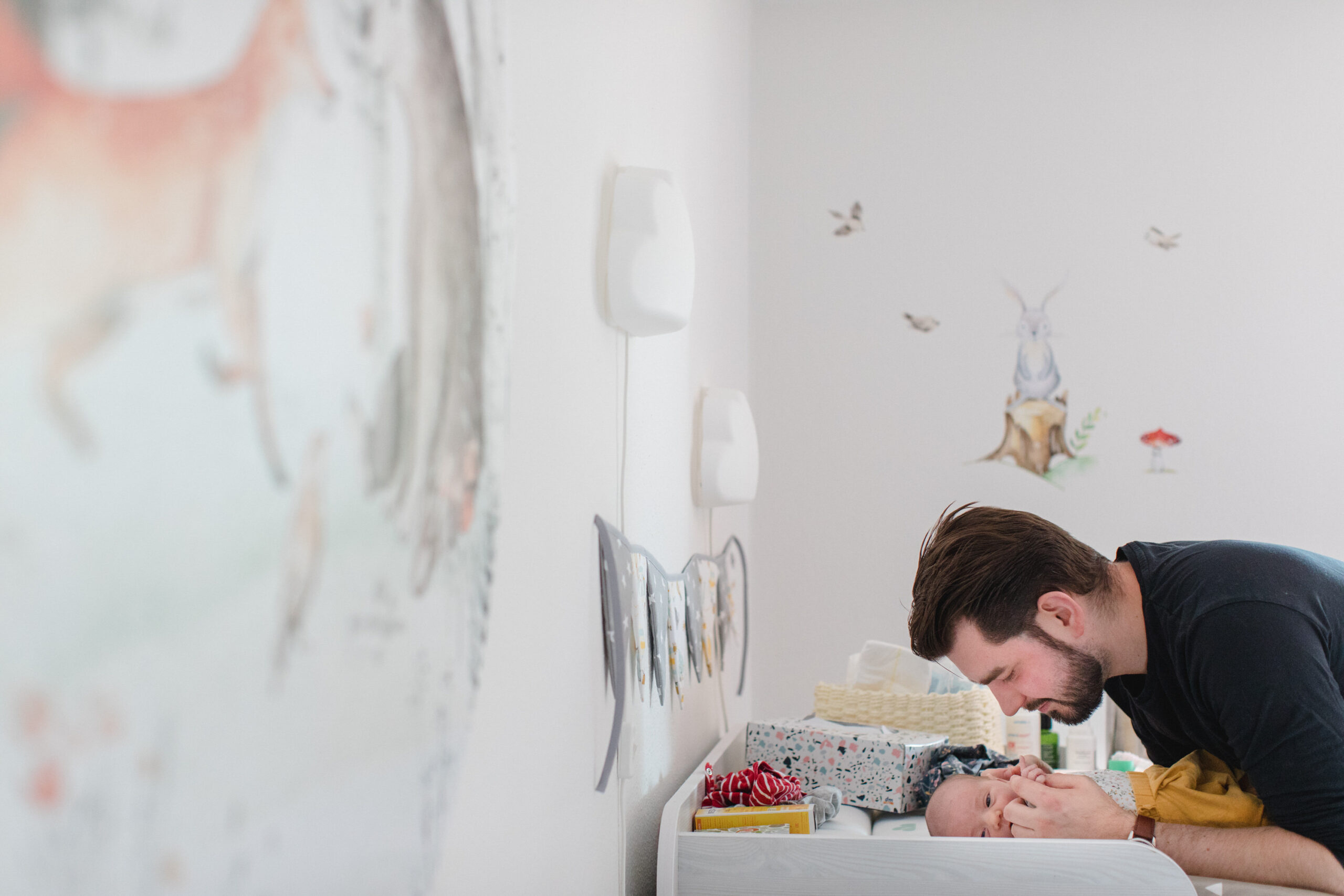 Fröhlicher Familienmoment