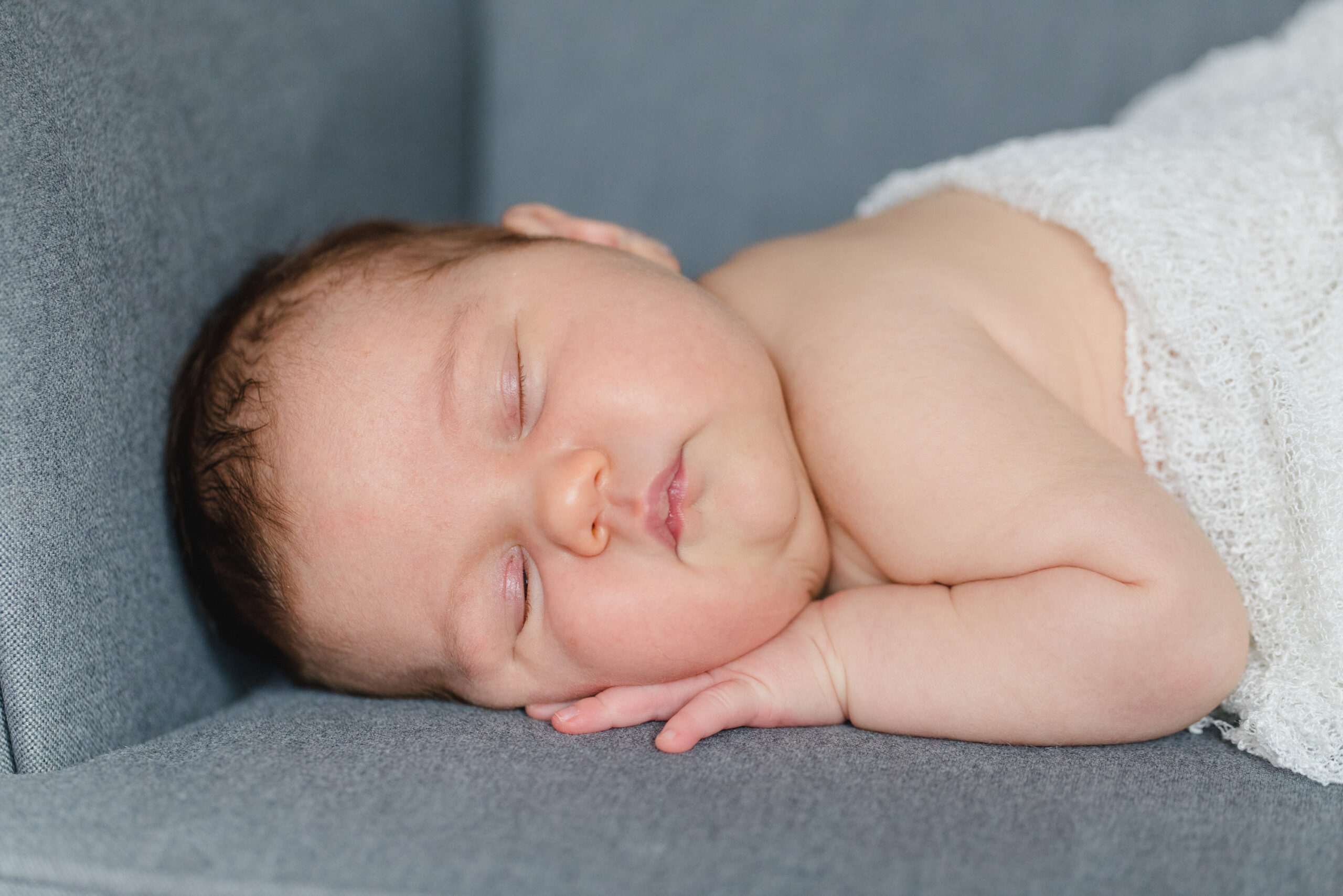Baby- und Neugeborenenfotografie – BM-4136